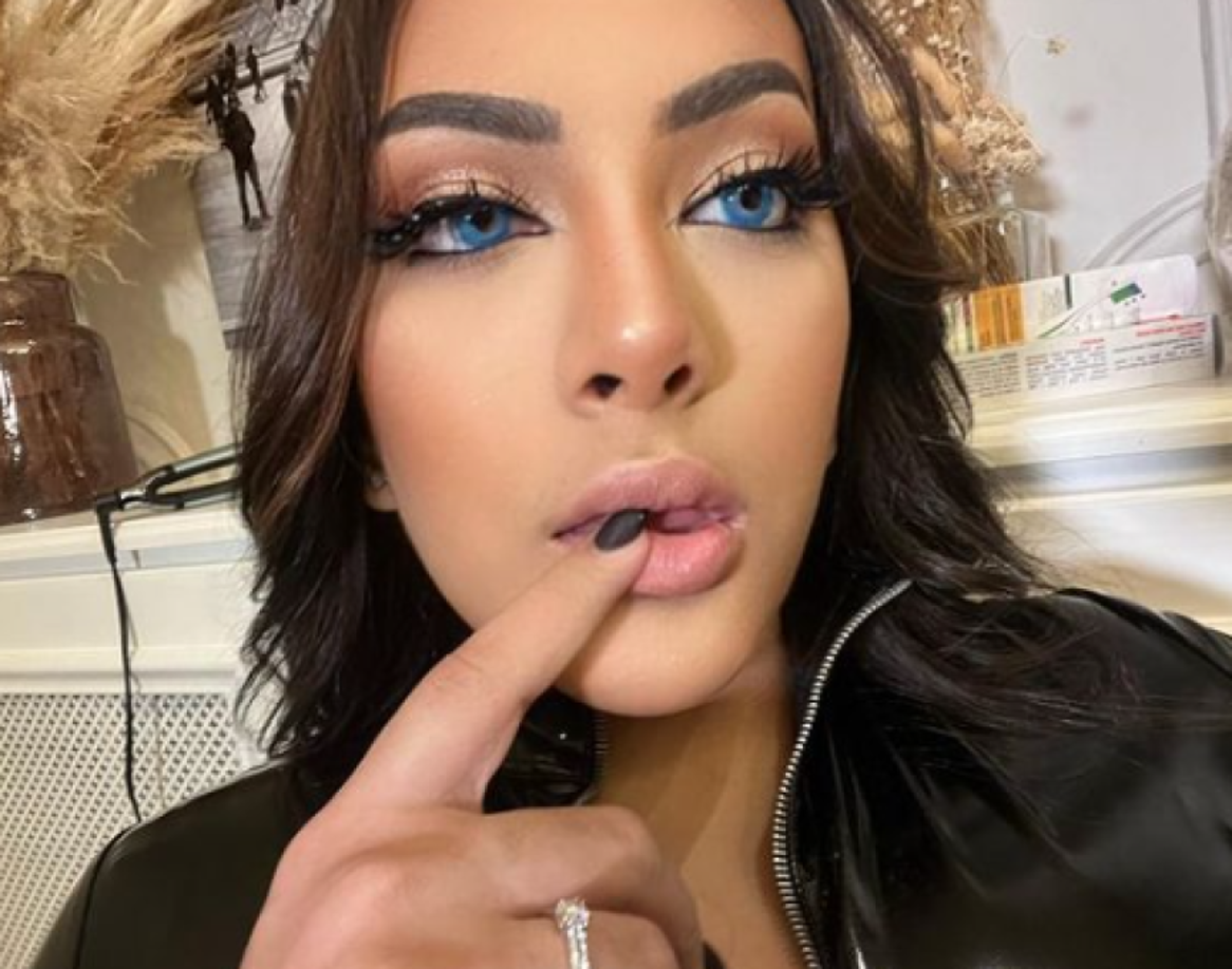 Por otra parte, la hijastra de Keylor ha generado revuelo en los festejos de Halloween 2022.