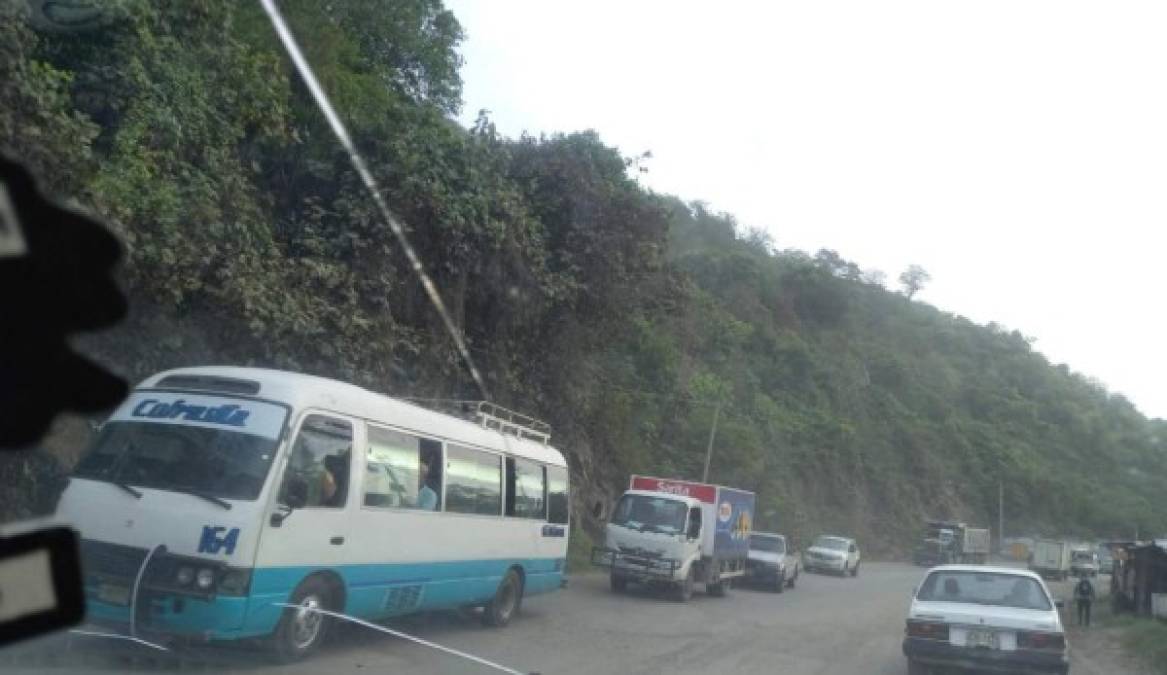 En la zona norte de Honduras, algunas rutas acataron el llamado; otros no. Las rutas de Cofradía, populoso sector de San Pedro Sula, en la vía hacia occidente del país, operan con normalidad.