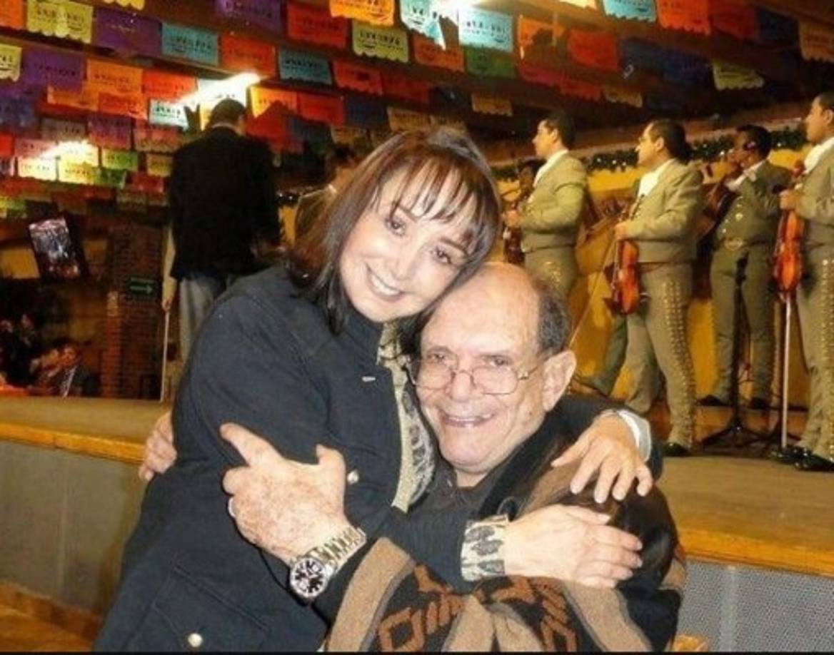 “Ahora ya voy a trabajar, bendito sea Dios ya empiezo mi temporada otra vez, pero ahora sí ya va de verdad. Estuve 5 meses sin trabajar, pues no digamos descansando, (sino) reponiéndome del golpe tan fuerte. Pero ya voy a seguir adelante si Dios quiere”, dijo a Ventaneando.<br/>