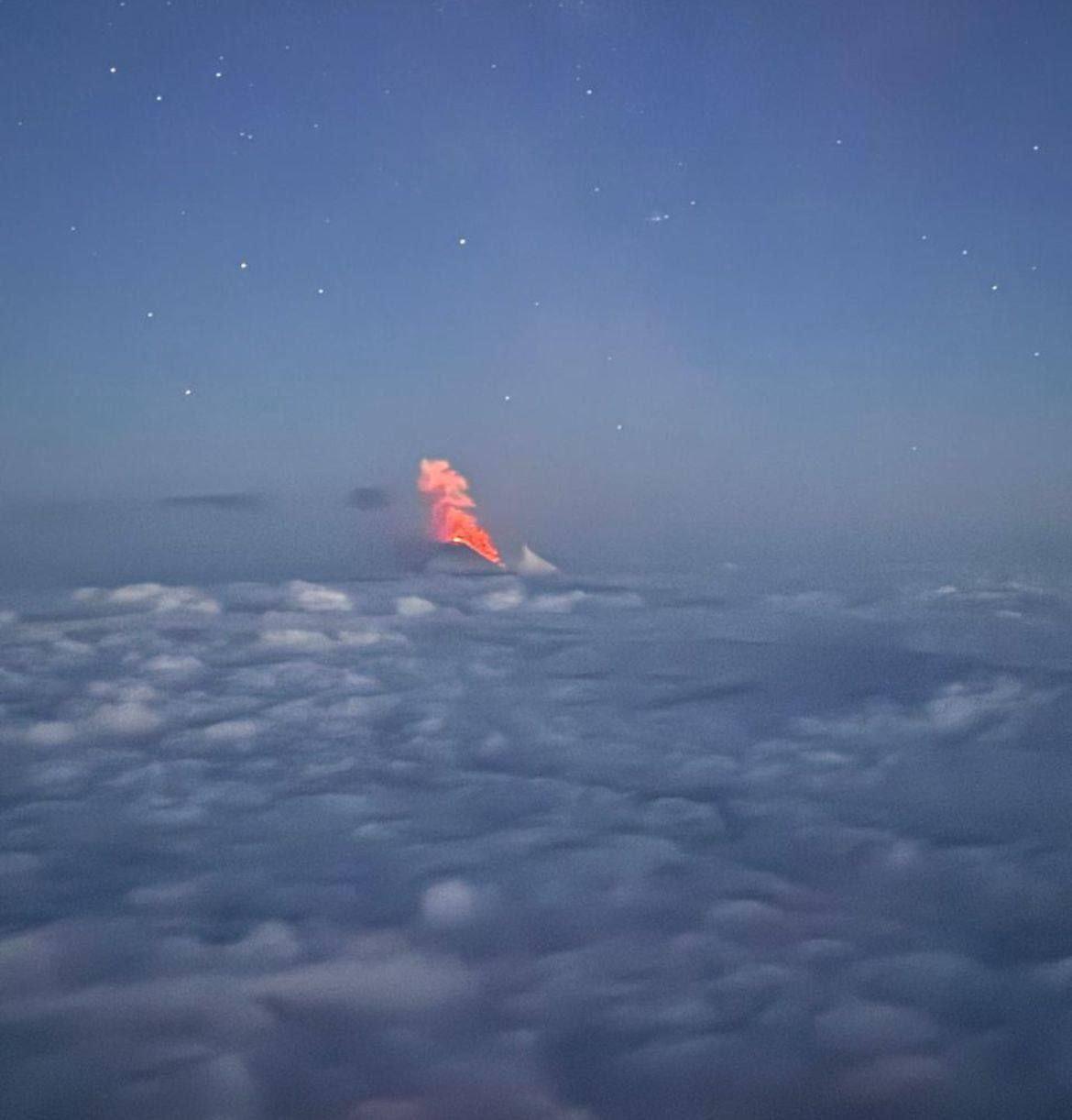 Volcán de Kamchatka despierta tras 600 años inactivo con gigantesca erupción