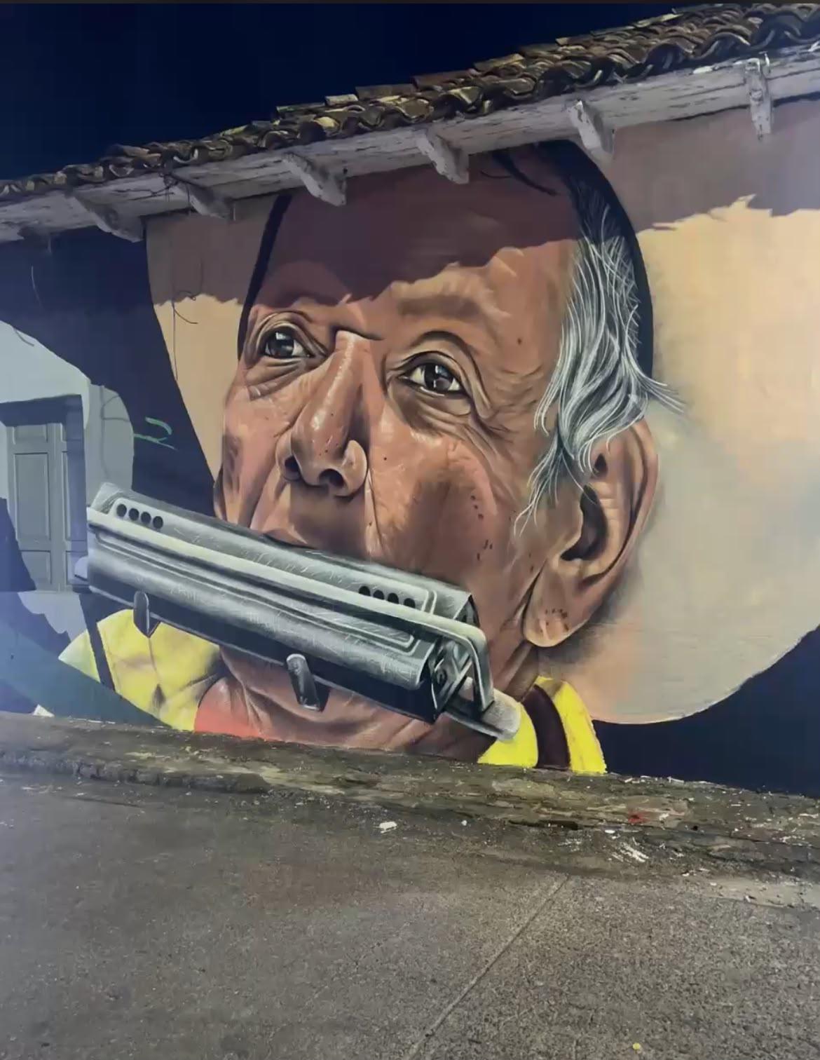 ¡Vaya por su foto! 30 coloridos y creativos murales embellecen San Francisco de Yojoa
