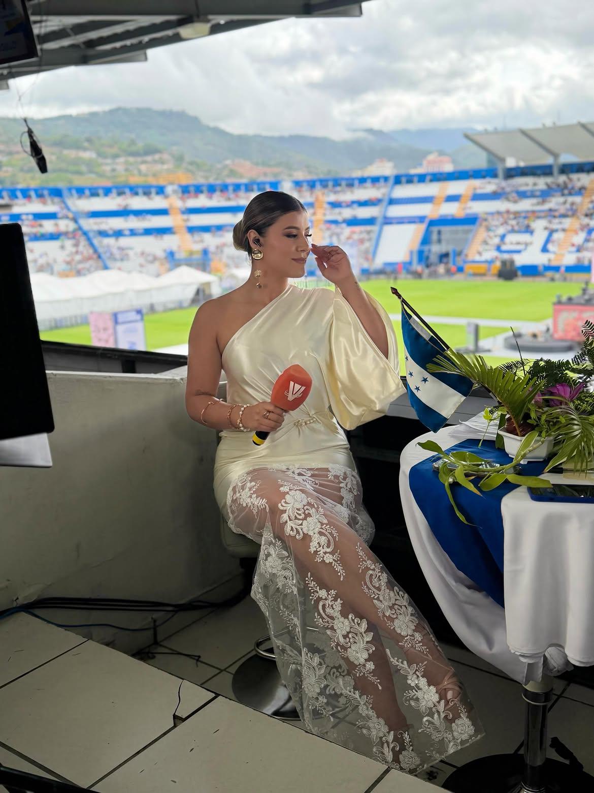 Fiestas patrias: Así lucen los presentadores de televisión