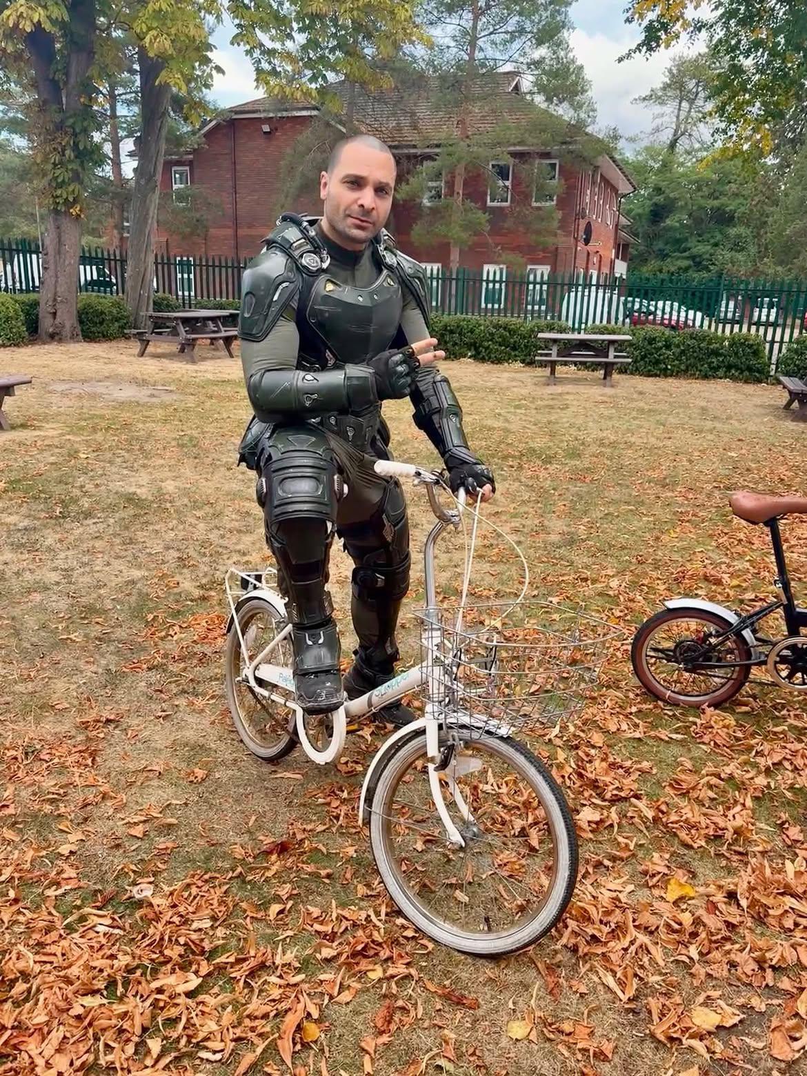 De los días sin hogar a Escorpión: la historia de Michael Mando