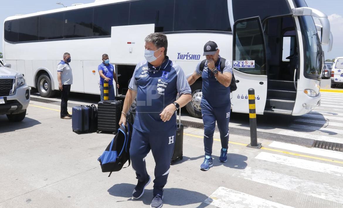 Honduras partió rumbo a Jamaica en donde buscará cerrar con triunfo la octagonal