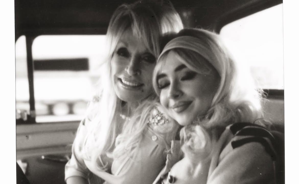 Hollywood lamenta la muerte de Dolly Parton