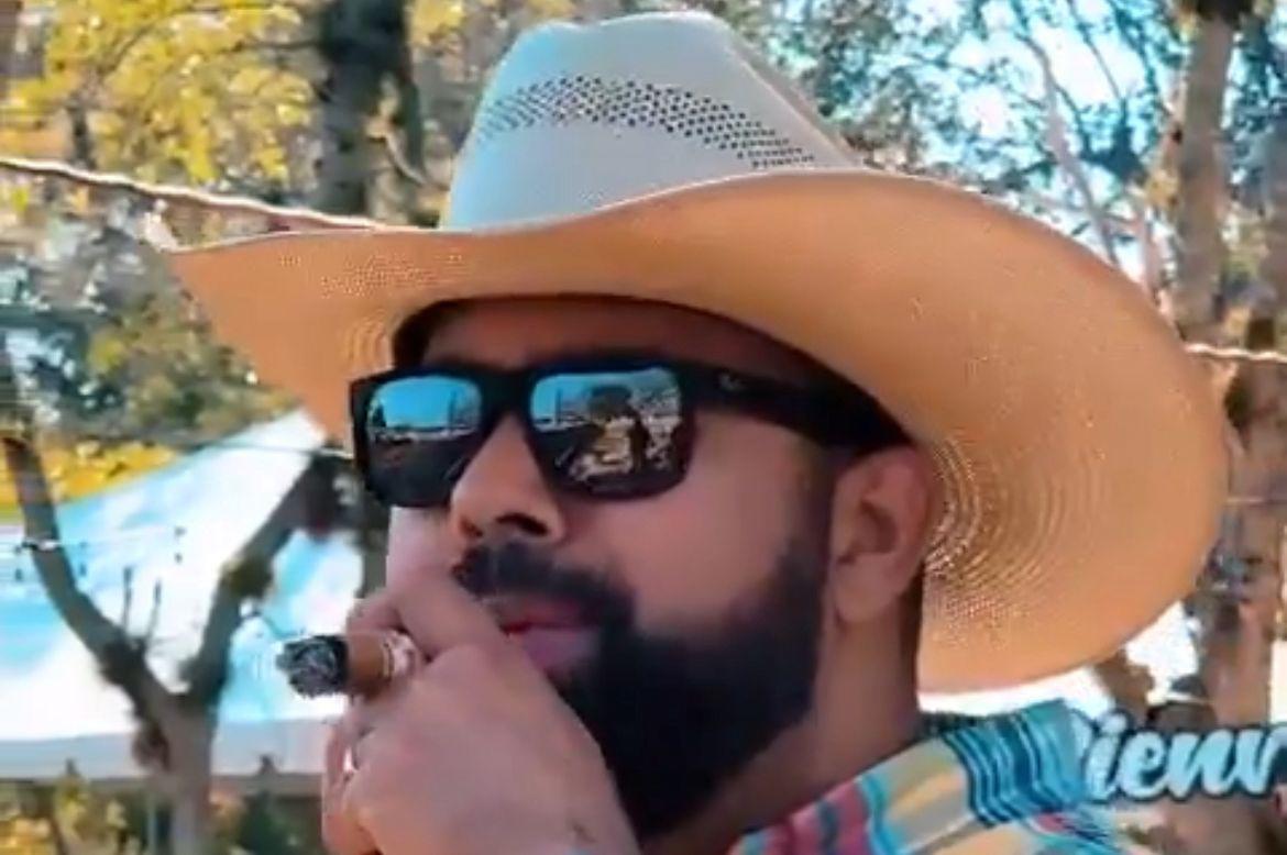 Entre finos puros y alcohol, celebran cumpleaños a Rafael Sarmiento