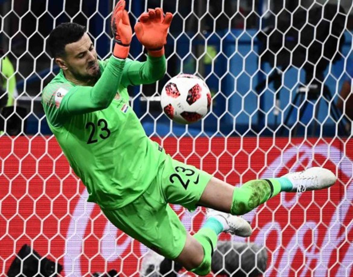 Subasic: Portero de Croacia, detuvo tres penales en la tanda ante Dinamarca.