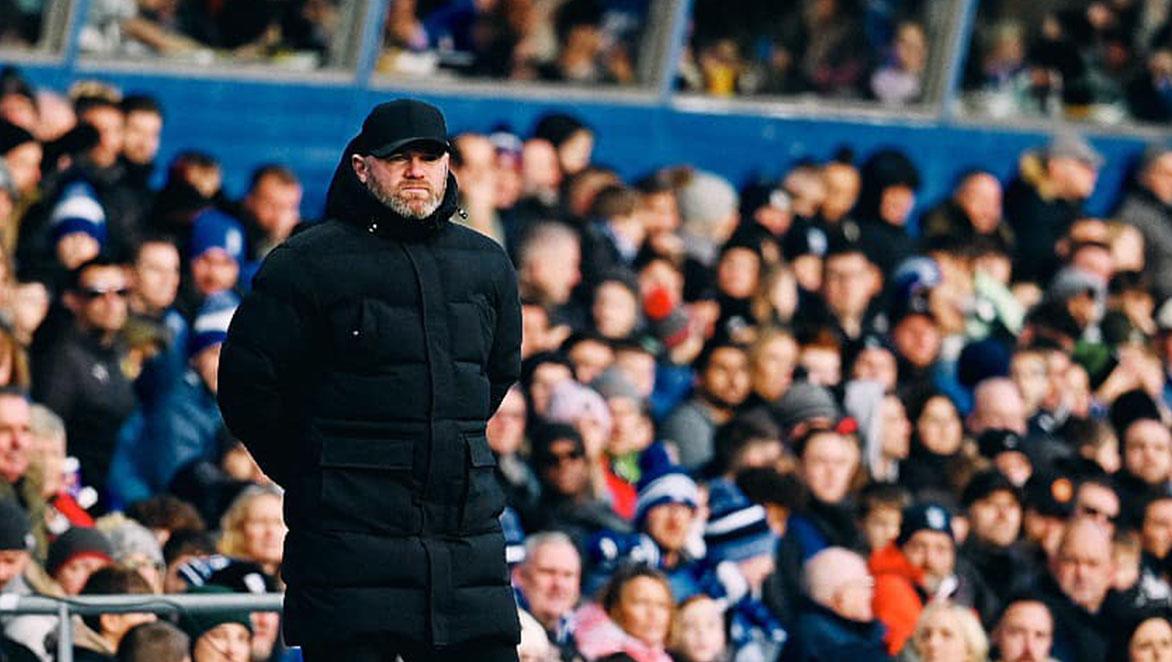 Rooney solamente duró 83 días como DT de equipo inglés