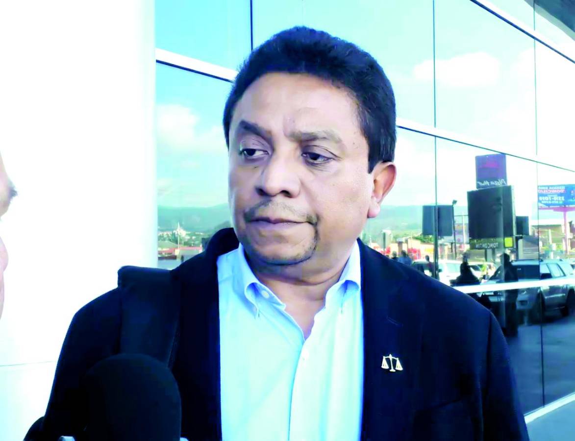 Presentan recurso contra artículo 80