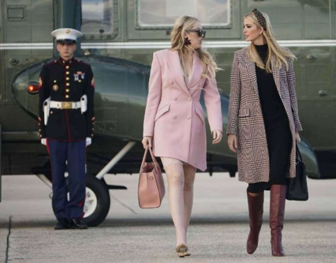 Ivanka ha estado en el centro de la polémica esta semana luego de que el diario Washington Post revelara que la asesora presidencial usó su correo electrónico privado para tratar asuntos del Gobierno.