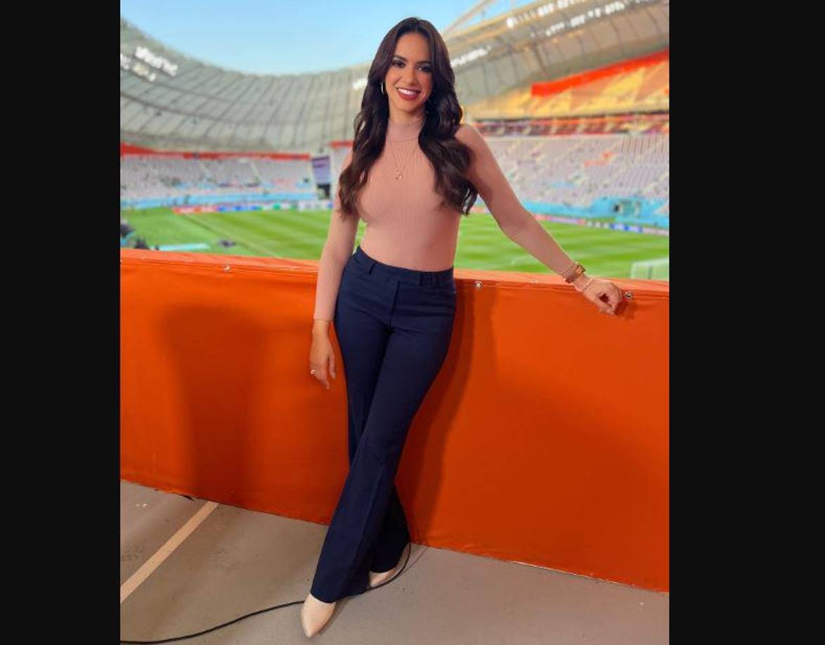 Por otro lado, cabe recordar que han sido varios los empleados de Telemundo que recibieron la triste noticia de que quedaban fuera de la cadena, entre ellos Karim Mendiburu y Copá Álvarez, ambos presentadores del departamento de deportes, donde Ana también pertenece.