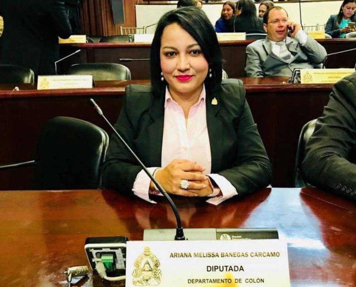 Libran orden de captura contra diputada de Colón por fraude