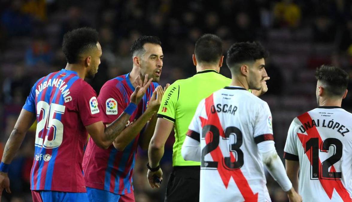 El FC Barcelona volvió a perder y la desesperación fue evidente durante y después del juego ante Rayo Vallecano.