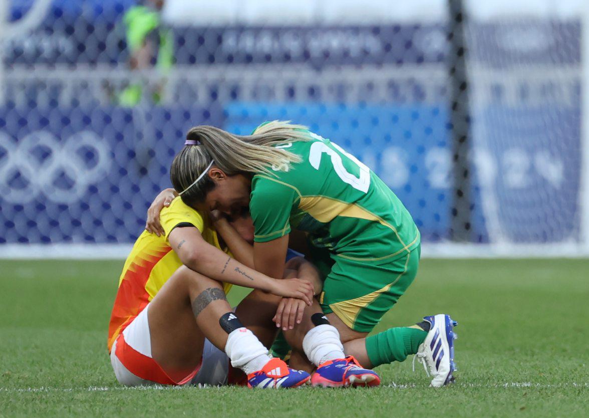 Colombia tenía casi amarrado el pase y lo dejó escapar ante España de manera cruel