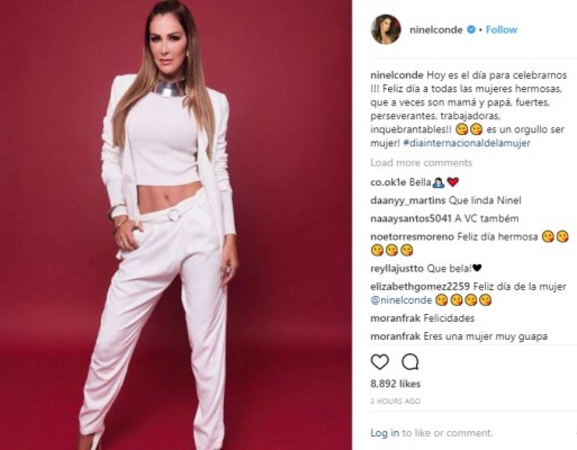 Hoy es el día para celebrarnos !!! Feliz día a todas las mujeres hermosas, que a veces son mamá y papá, fuertes, perseverantes, trabajadoras, inquebrantables!! es un orgullo ser mujer!, escribió junto a su foto Ninel Conde.