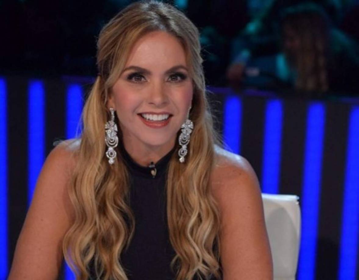 Que a sus 47 años Lucero presuma cinturita, vientre plano y un cuerpo firme es gracias a su buena genética y al yoga.<br/>