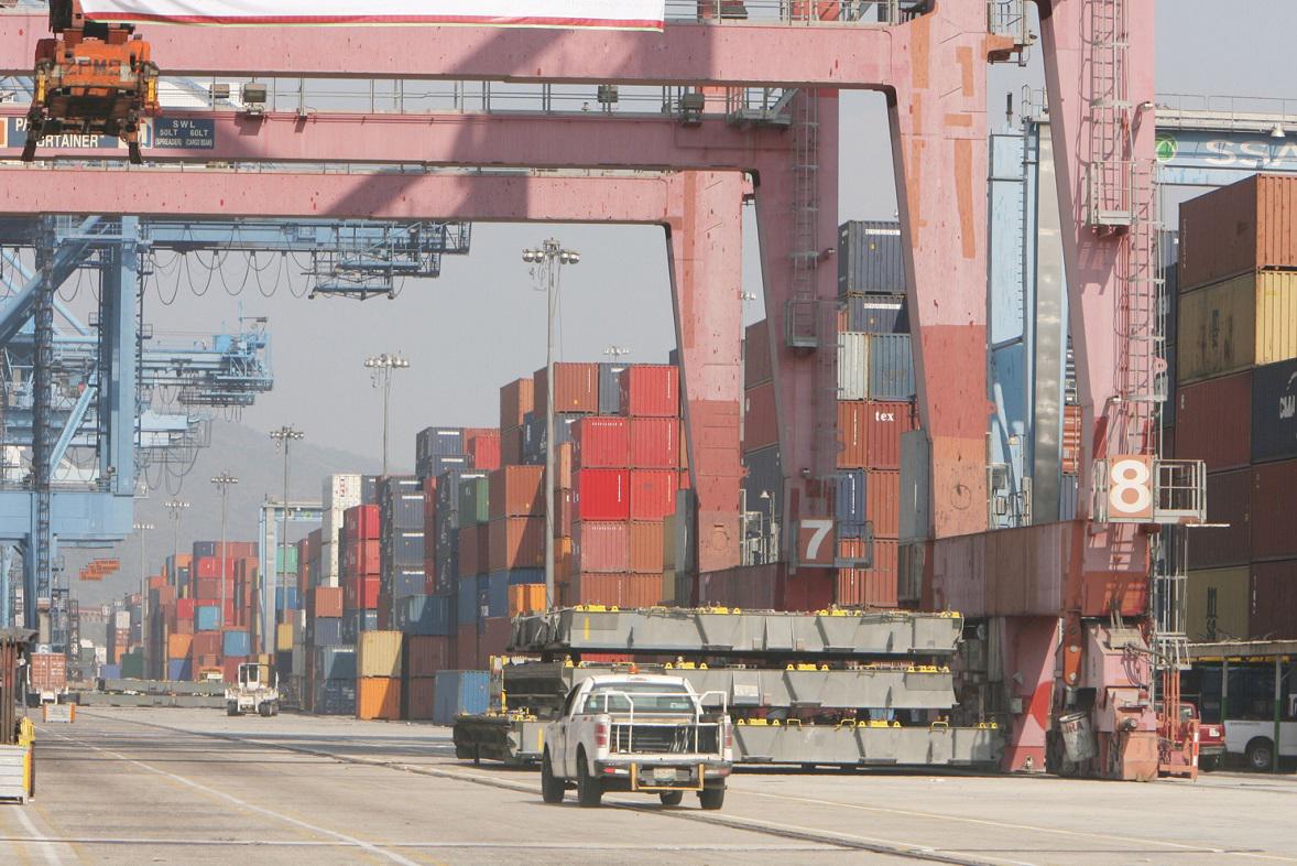 Investigan inédito robo de veinte contenedores con oro y plata del principal puerto de México