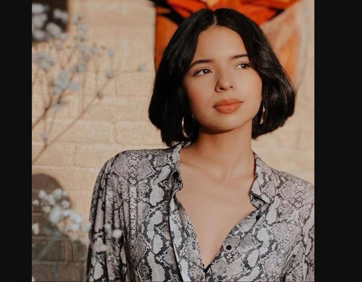 Además, Aguilar comentó que todas las personas son “hijos de Dios”, y que cualquiera puede sentirse de la nacionalidad que desee.