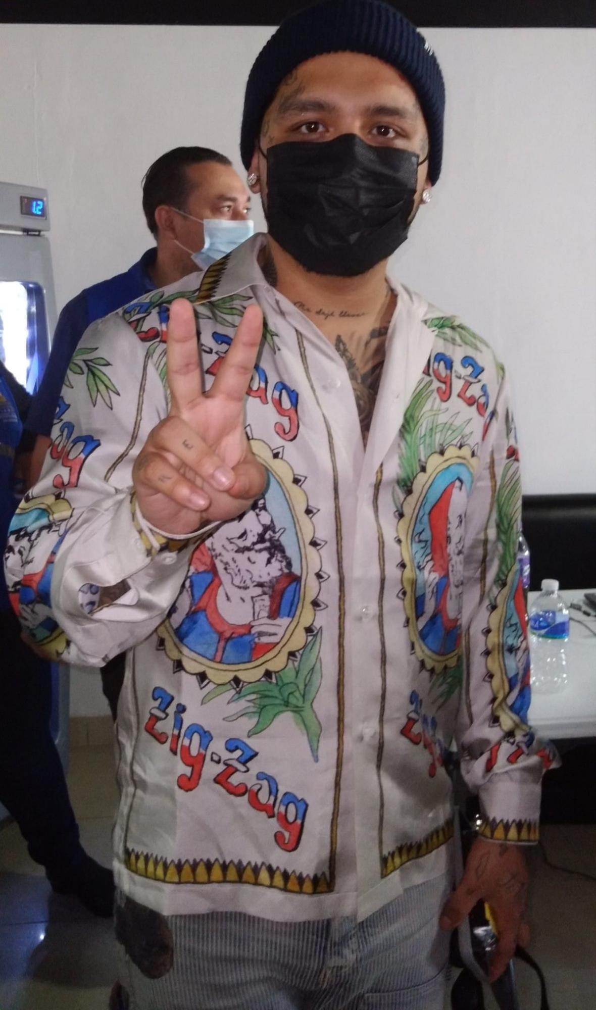 Christian Nodal ya llegó para enamorar a las hondureñas