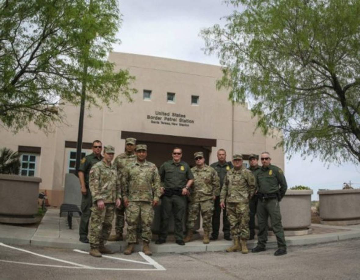 El despliegue de 4.000 miembros de la Guardia Nacional en la frontera representa un contingente mayor que el que Estados Unidos mantiene en Siria, y equivalente a la mitad de los soldados que continúan en Irak.