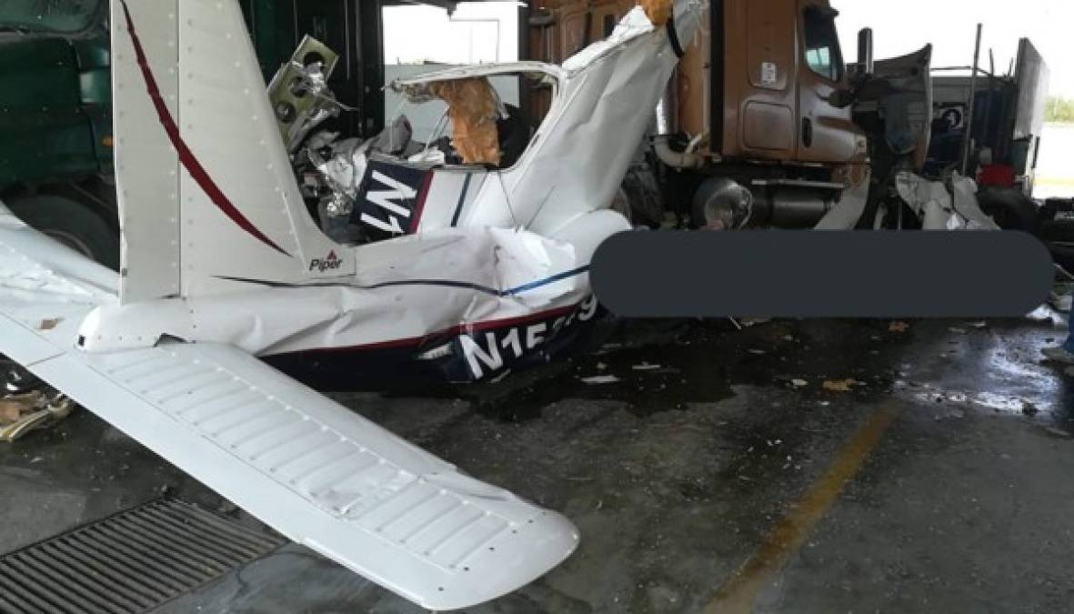 A unos días de que un helicóptero se accidentó sobre la Carretera a Laredo, esta mañana una aeronave cayó en la misma zona frente al Aeropuerto Del Norte.