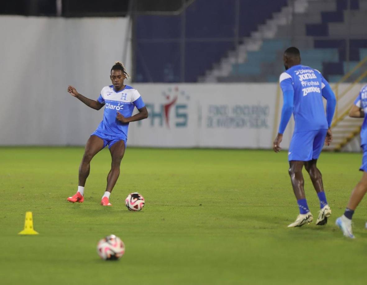 Alenis Vargas y Yustin Arboleda, dos de las novedades en esta lista de Rueda para enfrentar a México.