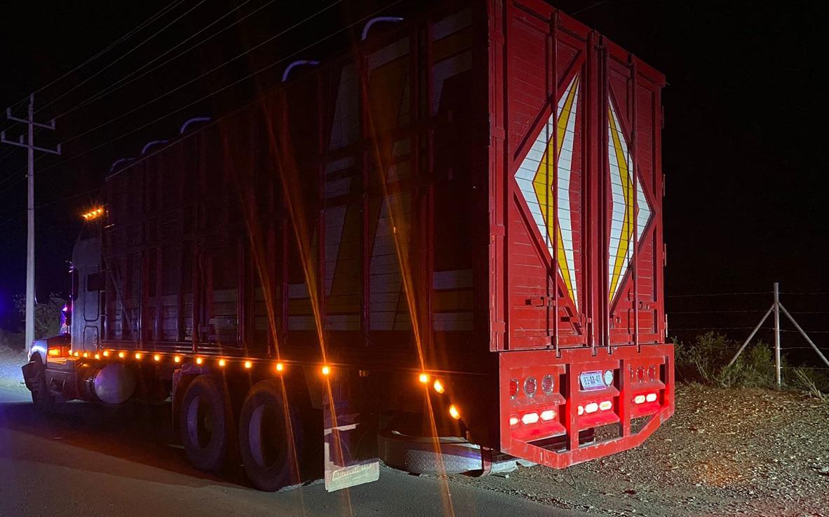 Se accidenta un tráiler con migrantes hondureños en el norte de México