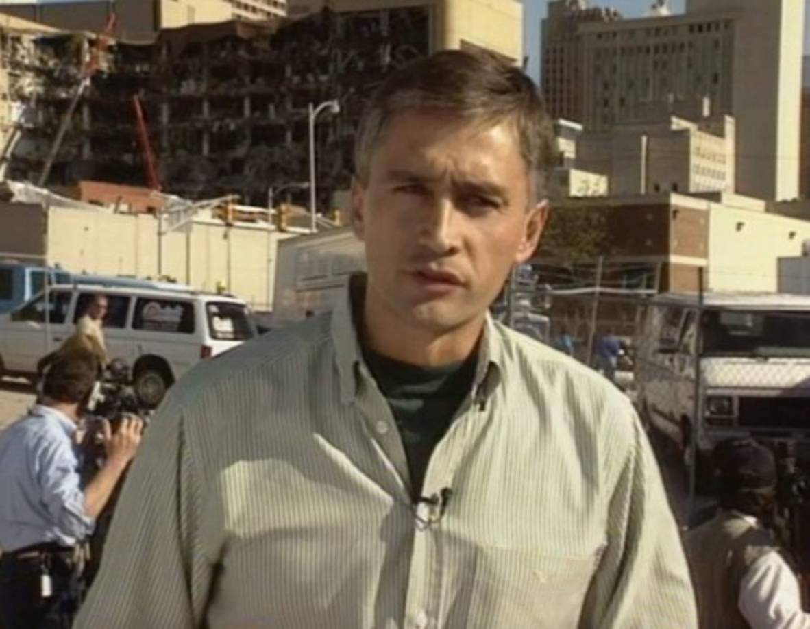 4. Ha cubierto también el fin del apartheid en Sudáfrica, la desintegración de la Unión Soviética, cumbres iberoamericanas, movimientos guerrilleros en Chiapas y centroamérica, elecciones en casi todo el continente…- y desastres naturales, incluyendo la catástrofe causada por huracán Katrina. Ramos ha participado en varios debates presidenciales. <br/>