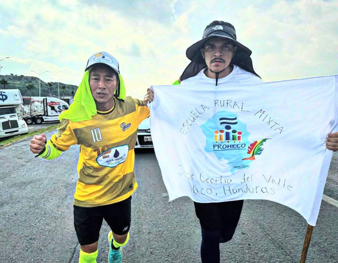 No obstante, el japonés sigue a paso firme su reto con el objetivo de reconstruir escuelas en Honduras. 