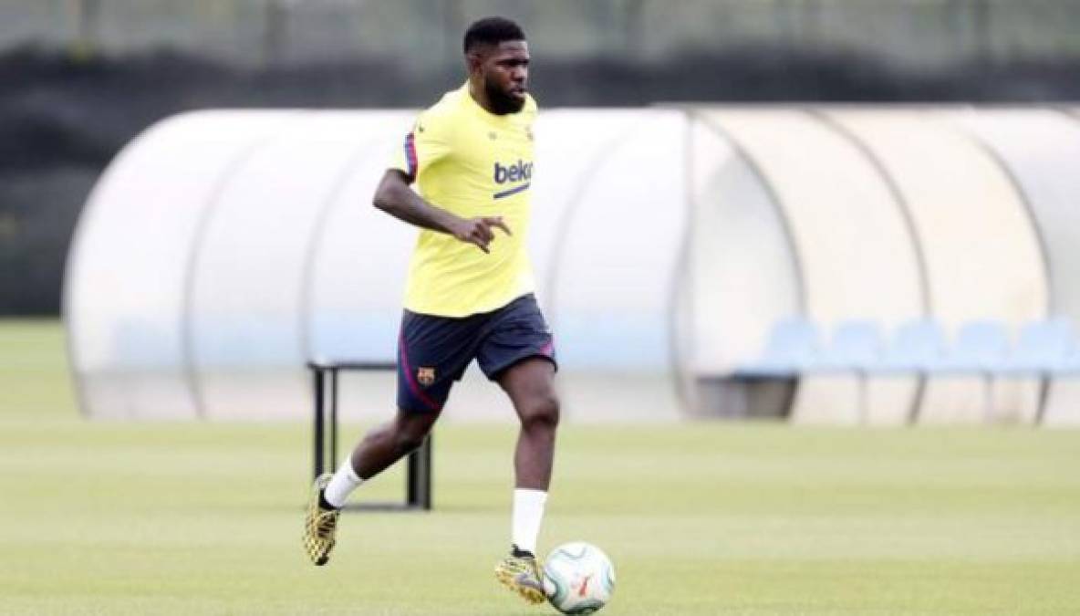 El Barcelona le comunicó a Samuel Umtiti que no será tenido en cuenta para la próxima temporada y deberá buscar una salida, según informó Sport. El marcador central francés ya estaba relegado en la consideración de Ronald Koeman y la llegada del defensor Eric García terminó siendo el detonante de la decisión del Culé. Foto AFP.