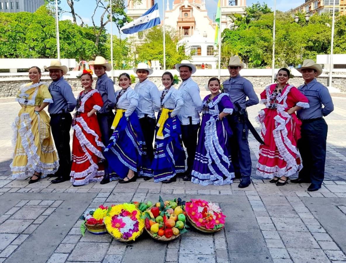 El folklore hondureño, un patrimonio cinco estrellas