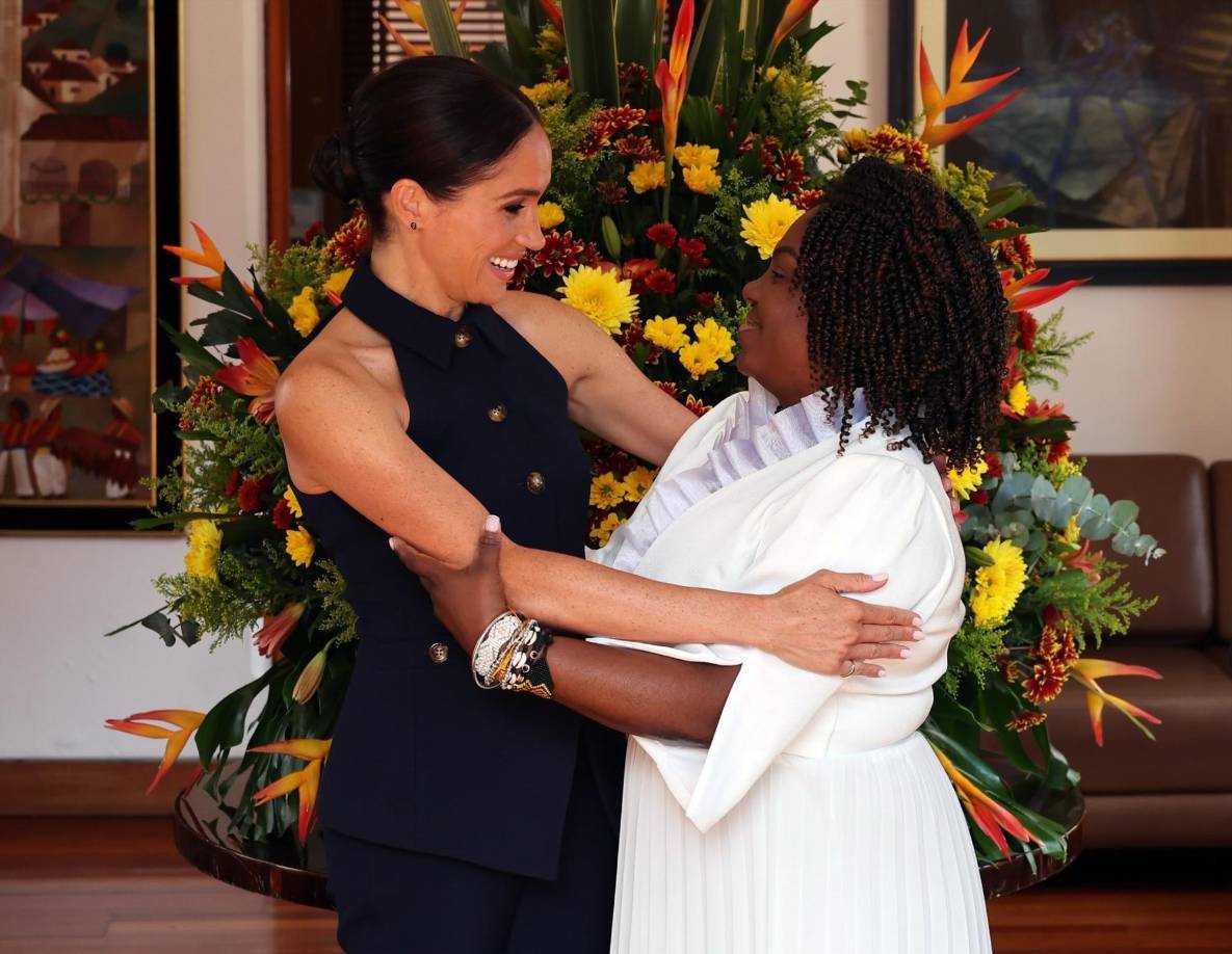 La visita de Meghan y Harry no representa a la corona británica.