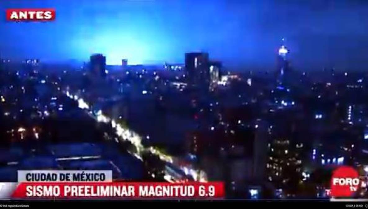 Las ondas electromagnéticas ionizan el aire, al llegar a las nubes chocan con las cargas eléctricas y producen los destellos.