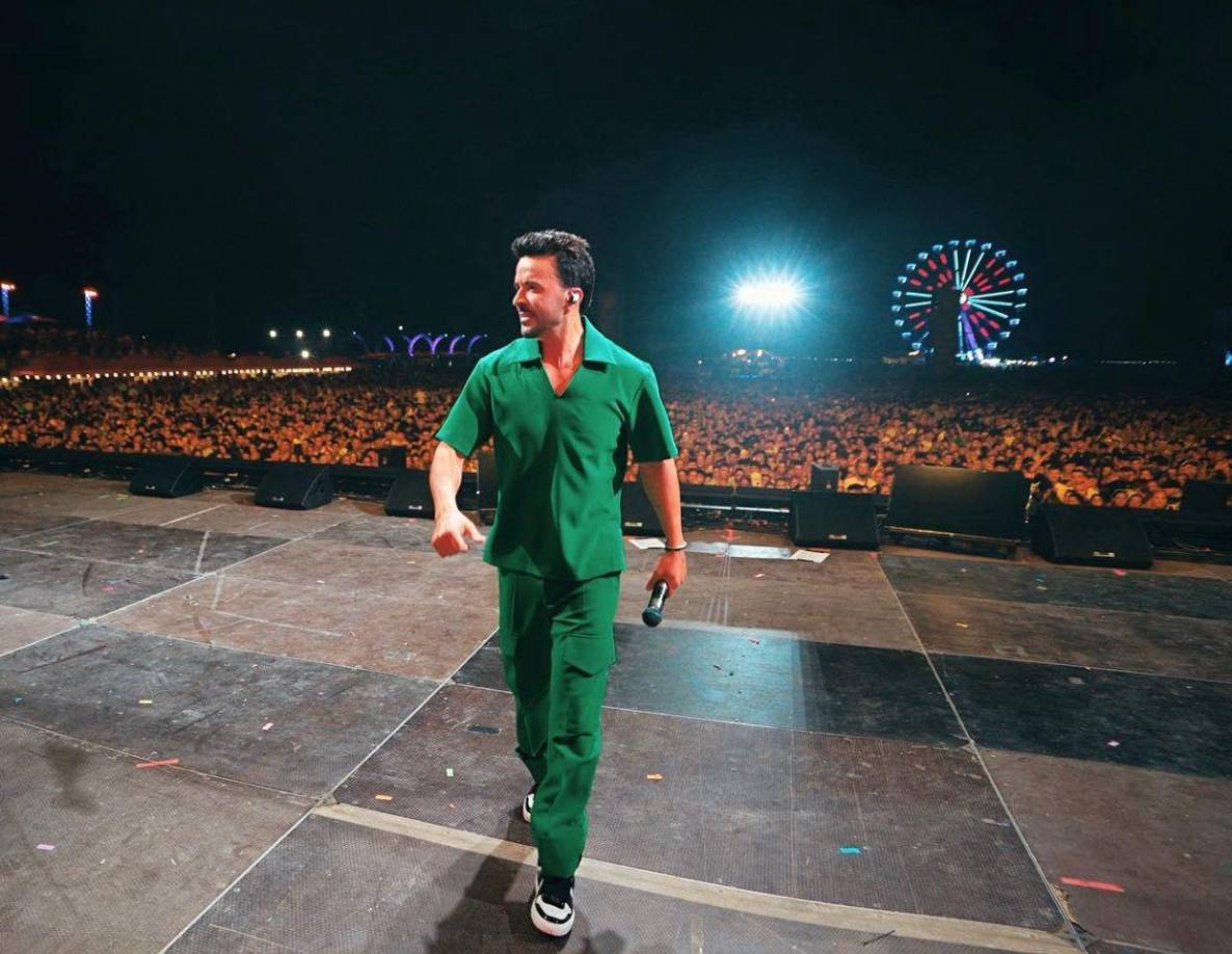 Fonsi no para, y es que a inicios de este mes de agosto realizó una gira de conciertos por España, donde con su música, baile y su peculiar voz en los escenarios conquistó la alegría de sus fanáticos.