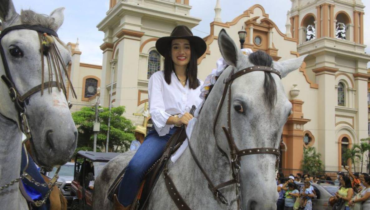 Pero la belleza también estuvo del lado femenino.