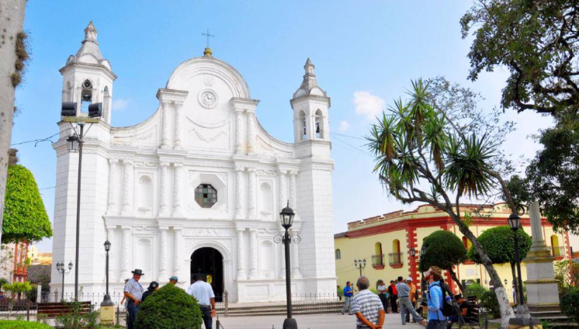 ¡Está de feria! Mágicos lugares que todos los turistas deben visitar en Santa Rosa de Copán