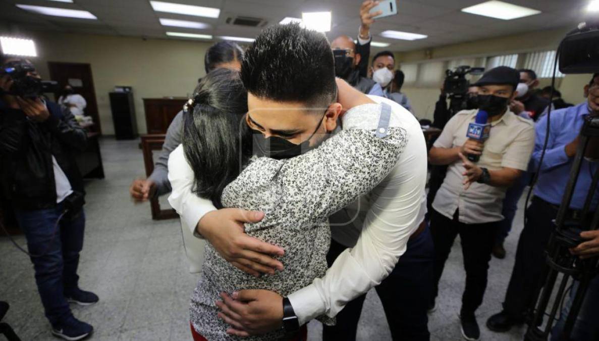 Lágrimas y abrazos: así reaccionó Kevin Solórzano al ser declarado inocente (FOTOS)