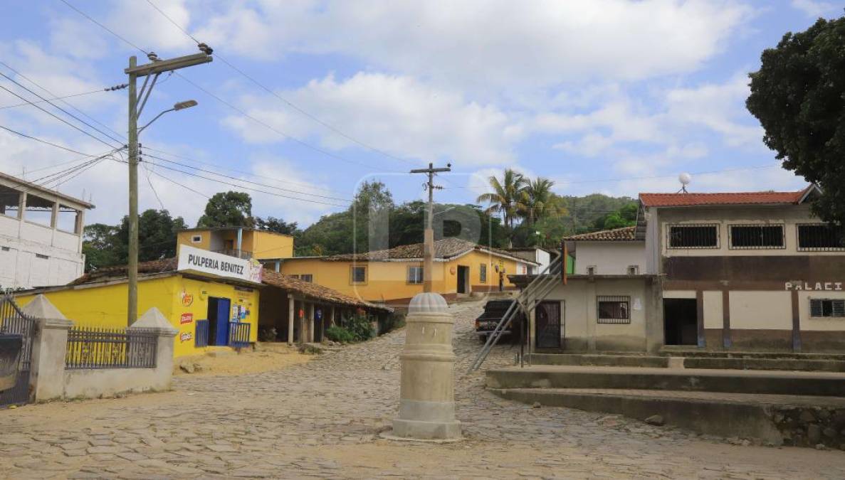 El profuso abandono en la región reduce el impulso turístico, a pesar del potencial latente de la zona. 