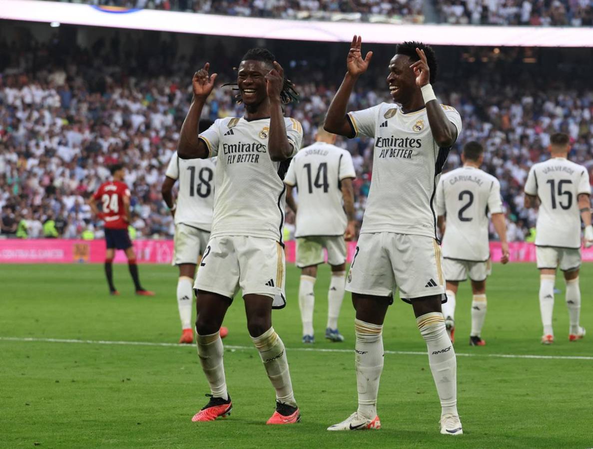 El bailecito de Vinicius para celebrar su gol junto a Eduardo Camavinga.