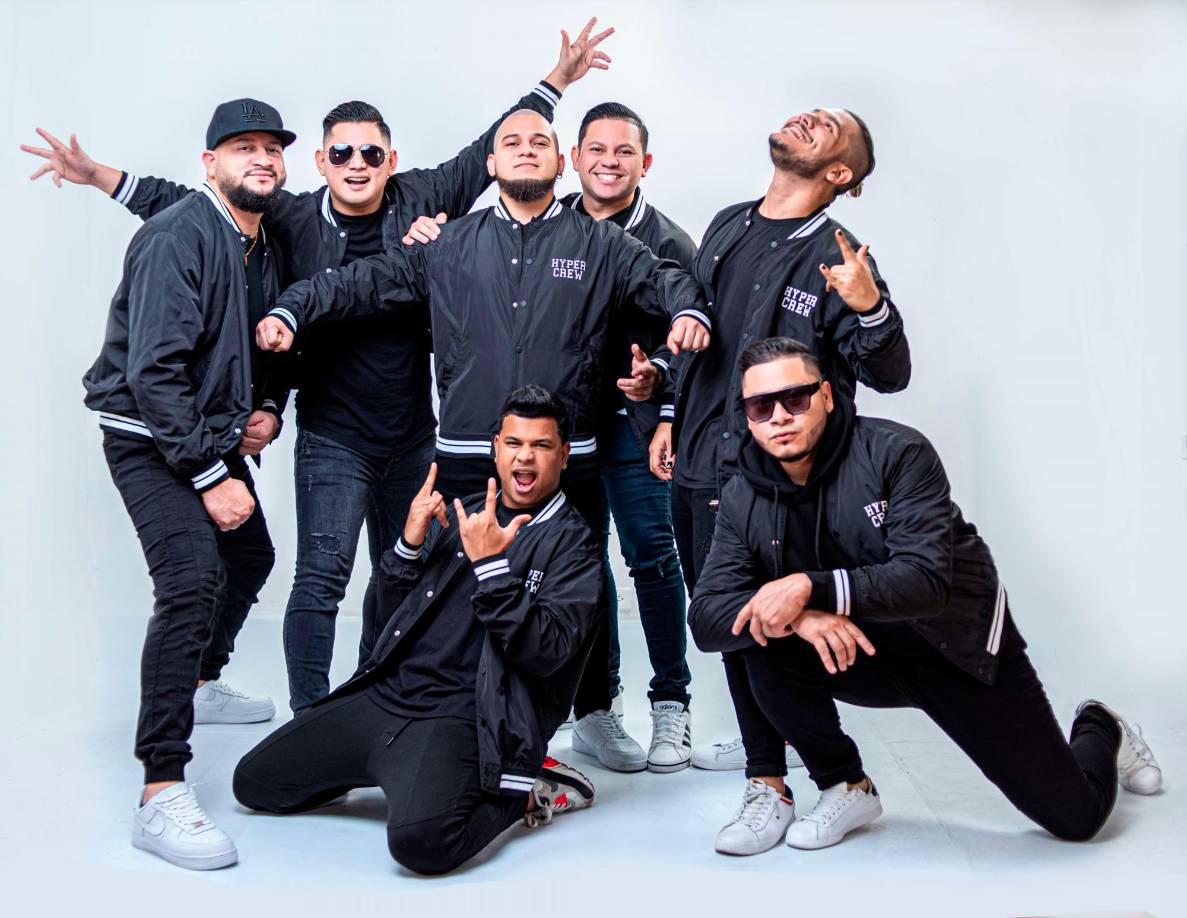 LA VERSÁTIL: Hoy: Del Bosque Bar y Restaurante en colonia Stibys de SPS; Jueves: Bulevar Costero en Tela; Viernes: Food Park 1601 en Santa Bárbara; Sábado: Rosa Negra enTela; Domingo: Soccer SportBar en San Pedro Sula