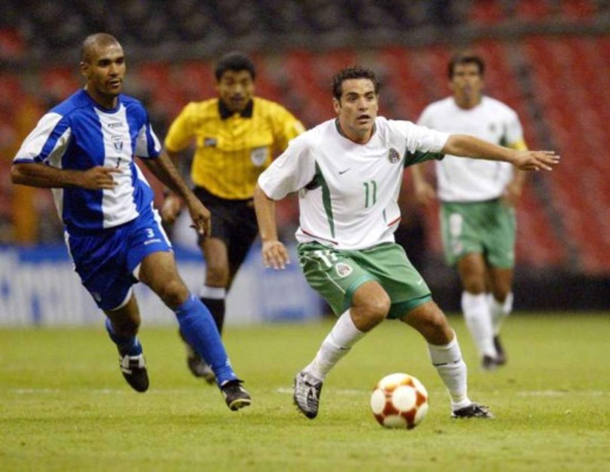 En la Copa Oro 2003 (México), las dos selecciones aburrieron con un 0-0 en el estadio Azteca.