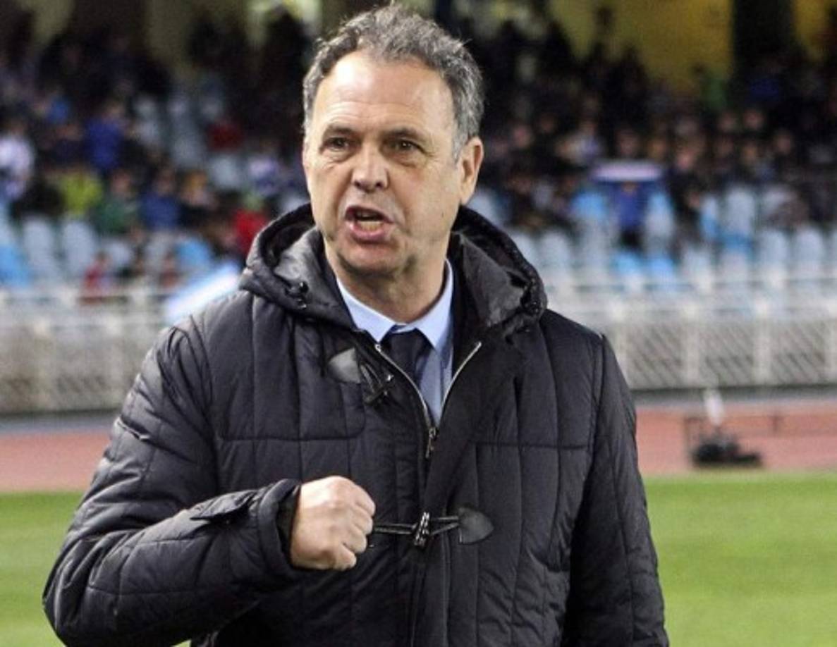 El español Joaquín Caparrós es otro de los grandes estrategas que no fueron futbolistas.