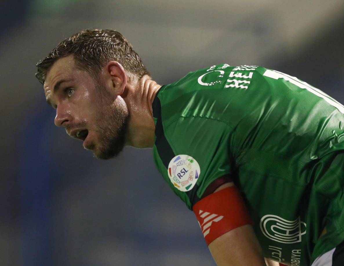 ‘Sky Sport’ informó que la Juventus de Turín no se opondría a fichar cedido a Jordan Henderson, quien, según se dijo el portal inglés, busca abandonar Arabia Saudita apenas seis meses después de la llegada al fútbol saudí del ex centrocampista del Liverpool.