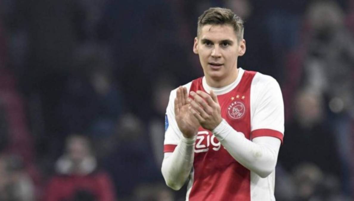 El Sevilla ha fichado al central austriaco Maximilian Wöber por 10.500.000 €. Firma hasta junio de 2023 y llega procedente del Ajax de Holanda.