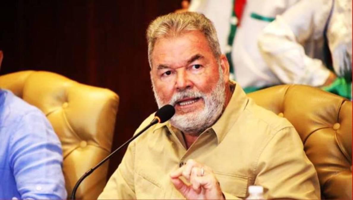 “Mel es el presidente en funciones”: dardo de Roberto Contreras al gobierno