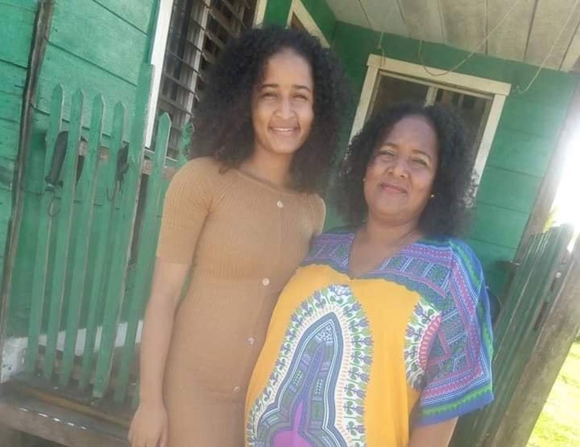 Las mujeres fueron tiroteadas mientras miraban televisión en su casa de habitación la noche del pasado lunes en el municipio de Laguna de Perlas, en la Región Autónoma de la Costa Caribe Sur de Nicaragua