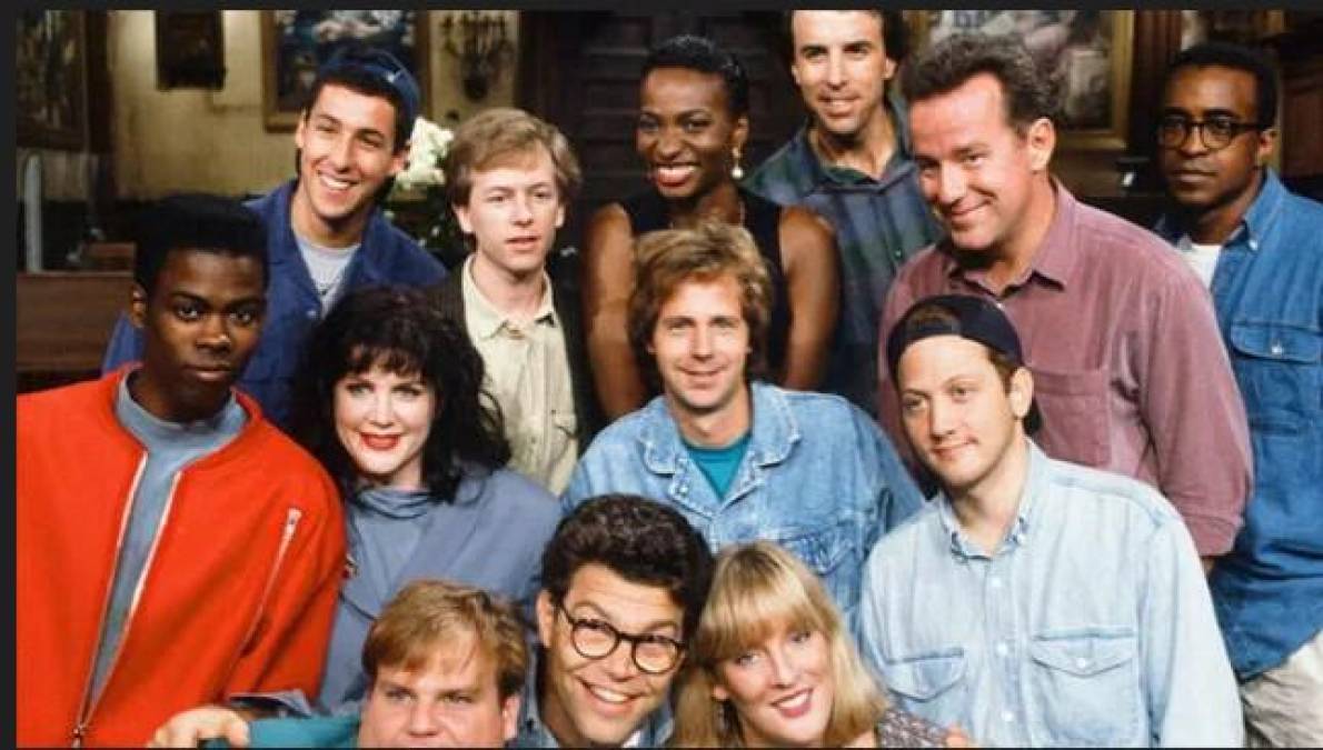 El mejor amigo de Adam Sandler es Rob Schneider. Esta relación nació en los escenarios del late show estadounidense Saturday Night Live, donde ambos realizaban sketchs cómicos en los años 90, consiguiendo un gran cariño del público por sus caracterizaciones.