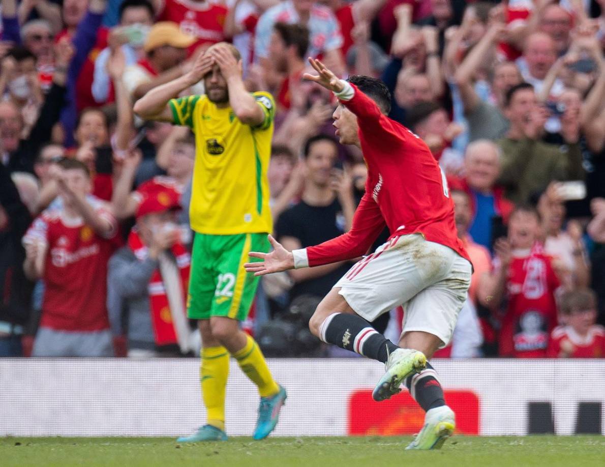 Cristiano Ronaldo enloqueció celebrando su hat-trick número 60 de su carrera. Han sido 50 en clubes y 10 con la Selección de Portugal.