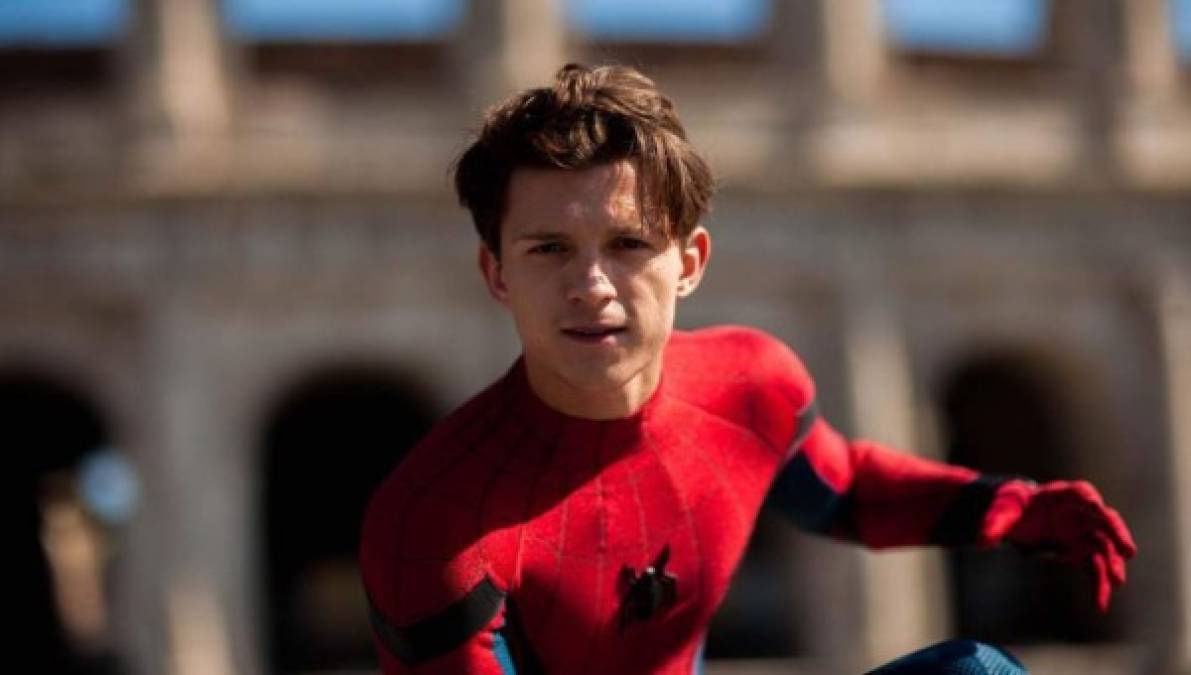 Tom Holland continuará con la saga del hombre araña y probablemente esté en las próximas entregas del Universo Marvel.