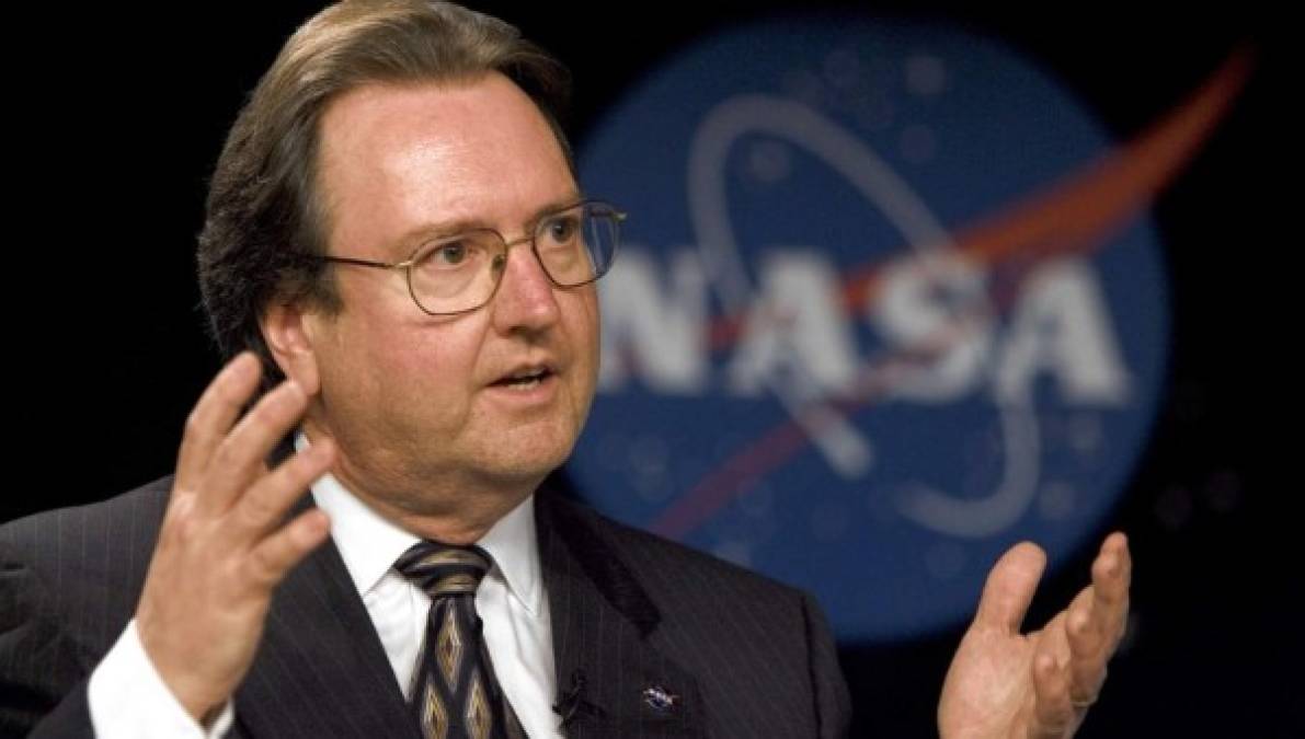 En una entrevista publicada por Stanford News, el excolaborador de la NASA, Scott Hubbard, habló de la llegada de virus a la Tierra desde el Espacio, producto de las misiones espaciales.